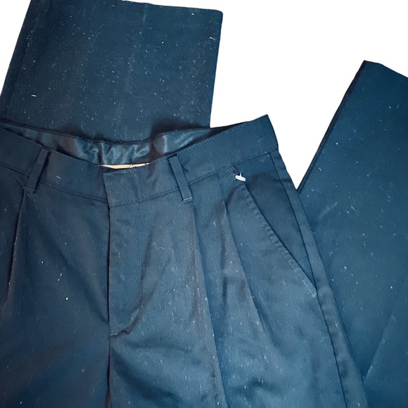 Dockers Classic Trouser , Classic Fit Trouser , Casual Career Wear Pants Teouser - Picture 6 of 12